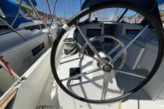 Thumbnail von Jeanneau Sun Odyssey 410 Ultraviolet 3