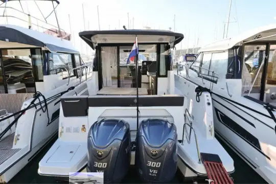 Jeanneau Merry Fisher 1095 Coupé