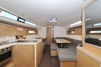Thumbnail von Beneteau Oceanis 45