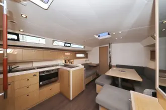 Thumbnail von Beneteau Oceanis 45