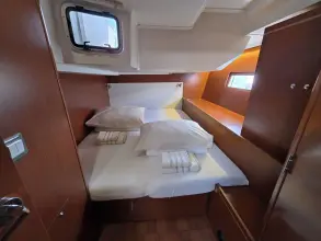 Thumbnail von Beneteau Oceanis 51.1