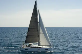 Bavaria C38