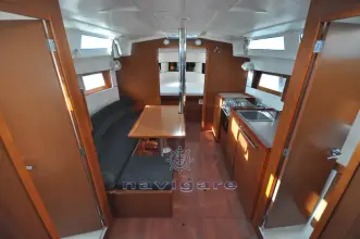 Thumbnail von Beneteau Oceanis 38.1