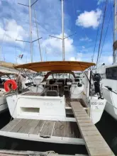 Dufour 520