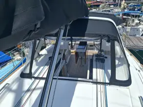 Thumbnail von Beneteau Oceanis 38 Ours Blanc