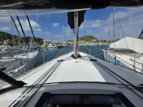 Thumbnail von Beneteau Oceanis 38 Ours Blanc