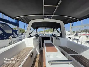 Thumbnail von Beneteau Oceanis 38 Ours Blanc
