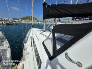 Thumbnail von Beneteau Oceanis 38 Ours Blanc