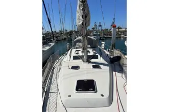 Thumbnail von Beneteau Oceanis 43