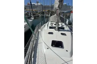 Thumbnail von Beneteau Oceanis 43