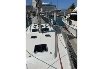 Thumbnail von Beneteau Oceanis 43