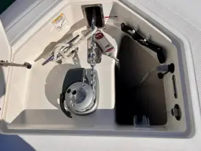 Thumbnail von Boston Whaler 370 Outrage