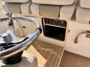 Thumbnail von Boston Whaler 370 Outrage