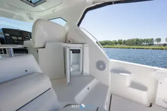 Thumbnail von Tiara Yachts 4300 SOVRAN Tiara 4300 Sovran