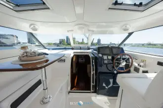 Thumbnail von Tiara Yachts 4300 SOVRAN Tiara 4300 Sovran