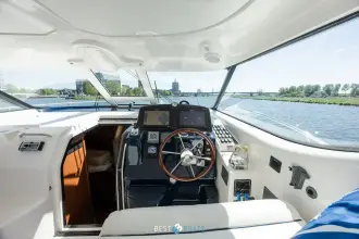 Thumbnail von Tiara Yachts 4300 SOVRAN Tiara 4300 Sovran