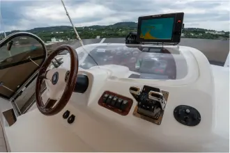 Thumbnail von Fairline Squadron 62