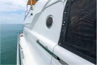 Thumbnail von Fairline Squadron 62
