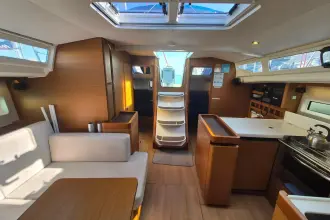 Thumbnail von Jeanneau Sun Odyssey 440 EVELYN ROSE