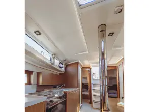 Thumbnail von Beneteau Oceanis 38.1 Neo