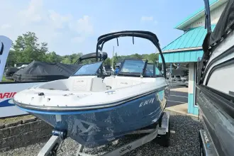 Thumbnail von Sea Ray 19 SPX