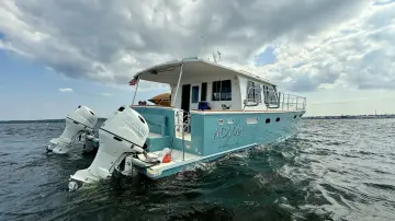 Thumbnail von Maine Cat 44 Acadia