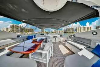 Thumbnail von Sunseeker 94 Motor Yacht SO WHAT WHO CARES