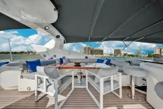 Thumbnail von Sunseeker 94 Motor Yacht SO WHAT WHO CARES