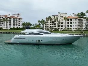 Pershing express cruiser Miura