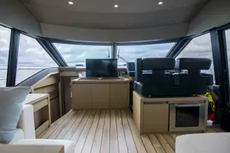 Thumbnail von Prestige 680 Flybridge Prestige Worldwide