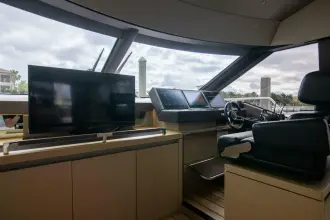 Thumbnail von Prestige 680 Flybridge Prestige Worldwide