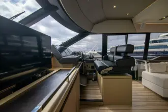 Thumbnail von Prestige 680 Flybridge Prestige Worldwide