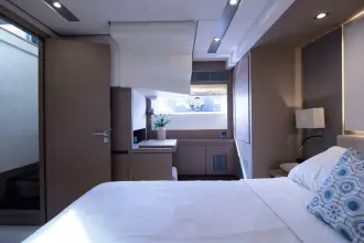 Thumbnail von Prestige 680 Flybridge Prestige Worldwide