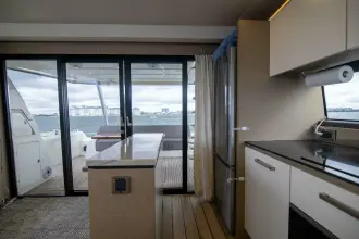 Thumbnail von Prestige 680 Flybridge Prestige Worldwide