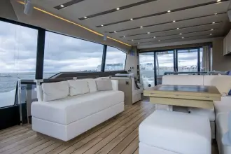 Thumbnail von Prestige 680 Flybridge Prestige Worldwide