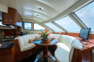 Thumbnail von Marquis 65 Vol Aboard