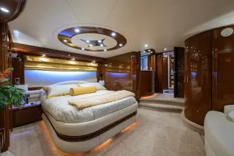Thumbnail von Marquis 65 Vol Aboard