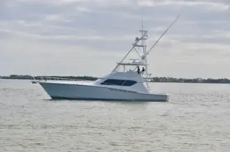 Hatteras 64 Flybridge DOWN TIME