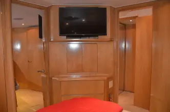 Thumbnail von Hatteras 64 Flybridge DOWN TIME