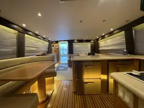 Thumbnail von Hatteras 64 Flybridge DOWN TIME