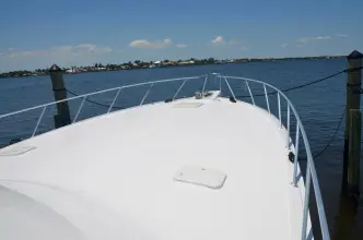 Thumbnail von Hatteras 64 Flybridge DOWN TIME
