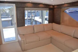 Thumbnail von Hatteras 64 Flybridge DOWN TIME