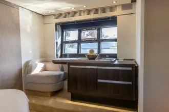 Thumbnail von Azimut 50 Azure