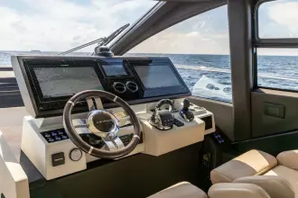 Thumbnail von Azimut 50 Azure