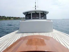 Thumbnail von Luhrs 45 Launch Pilothouse BLUE JACKET