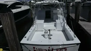 Thumbnail von Miller Marine 36 Express LURES & LIARS