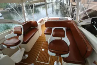 Thumbnail von Albemarle 320 Express Fisherman Crew Facilities