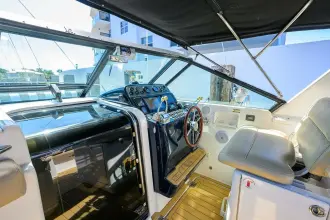 Thumbnail von Tiara Yachts 3100 LE Black Jack