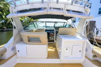 Thumbnail von Tiara Yachts 3100 LE Black Jack
