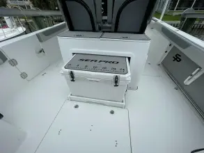 Thumbnail von Sea Pro Boats 320 CC DLX Dealer Demo